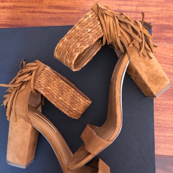 BCBGeneration - Calizi Sandal Camel Suede (Size 6) - Picture 3 of 6